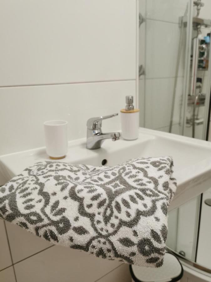 3-Zimmer, Bis 6 Personen Mit Parkplatz Apartment Mülheim an der Ruhr Екстериор снимка