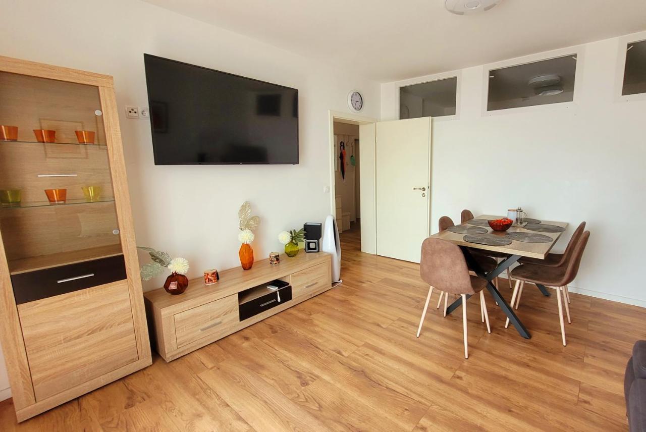 3-Zimmer, Bis 6 Personen Mit Parkplatz Apartment Mülheim an der Ruhr Екстериор снимка